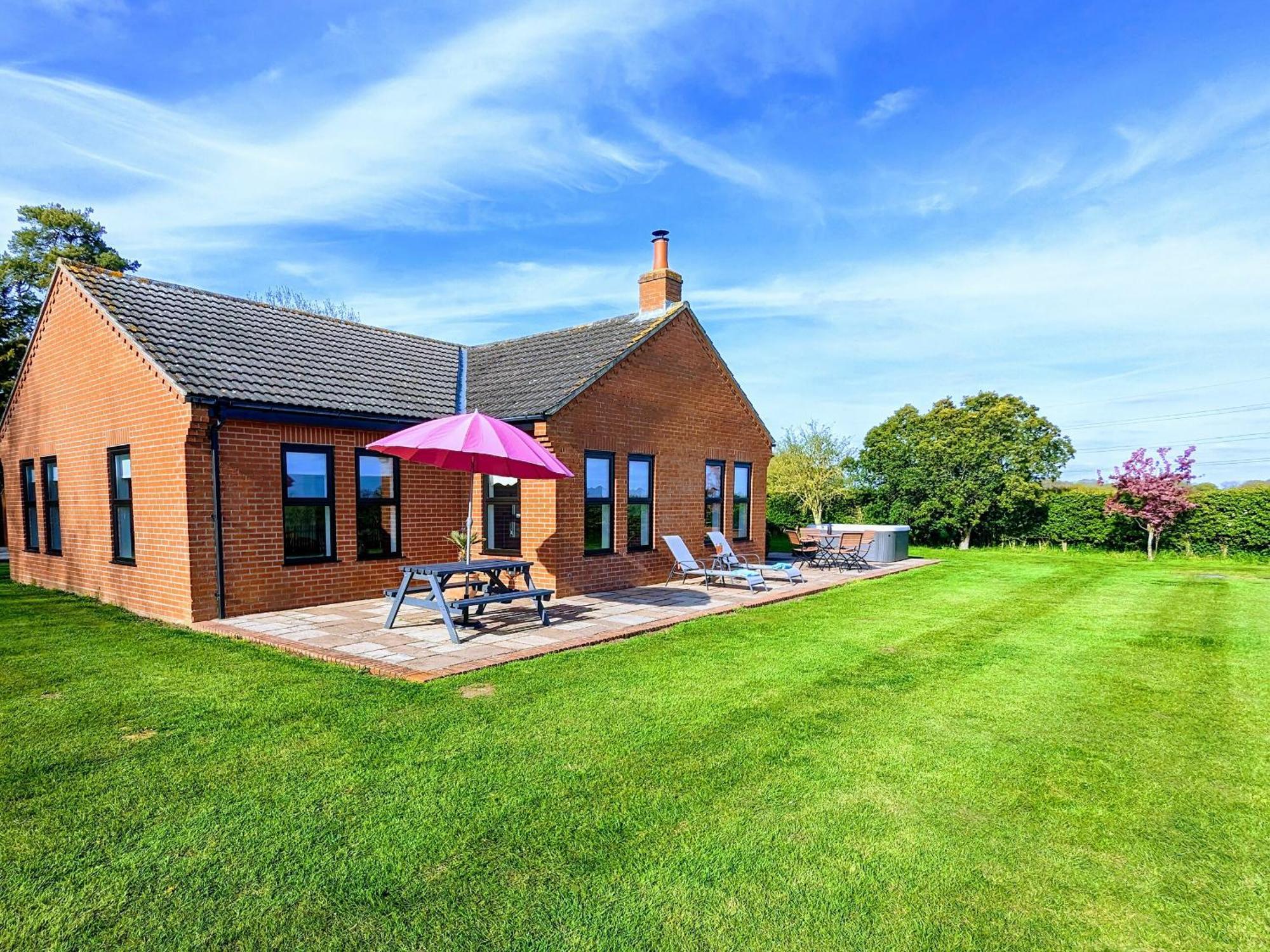 Highgrove Villa Gissing Dış mekan fotoğraf